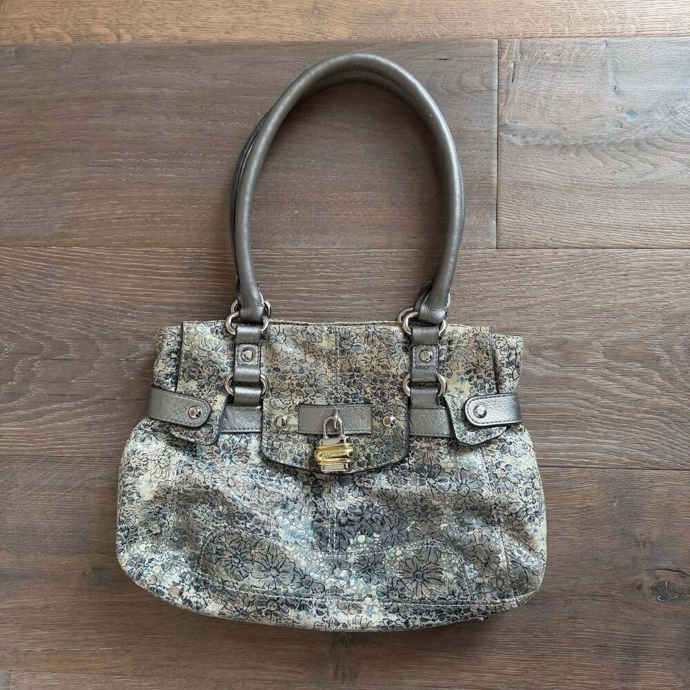 B Makowsky Vachetta Tobi Flap Satchel Purse 🤍 Blue, Silver 🤍 Like New!